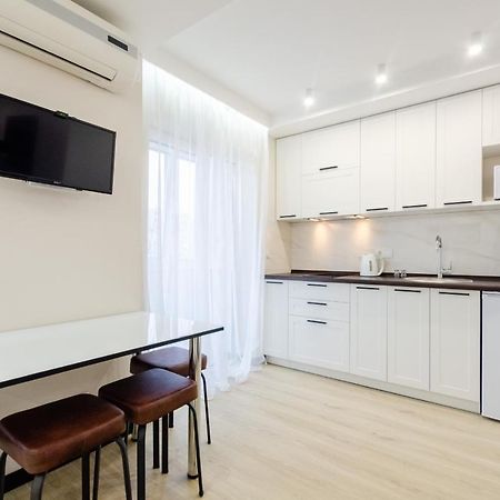 Artal Apartment On Obolonsky Avenue 31 كييف المظهر الخارجي الصورة
