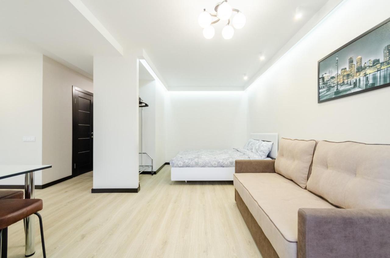Artal Apartment On Obolonsky Avenue 31 كييف المظهر الخارجي الصورة